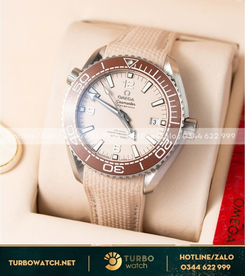 Đồng hồ Omega Seamaster Planet Ocean 43mm replica