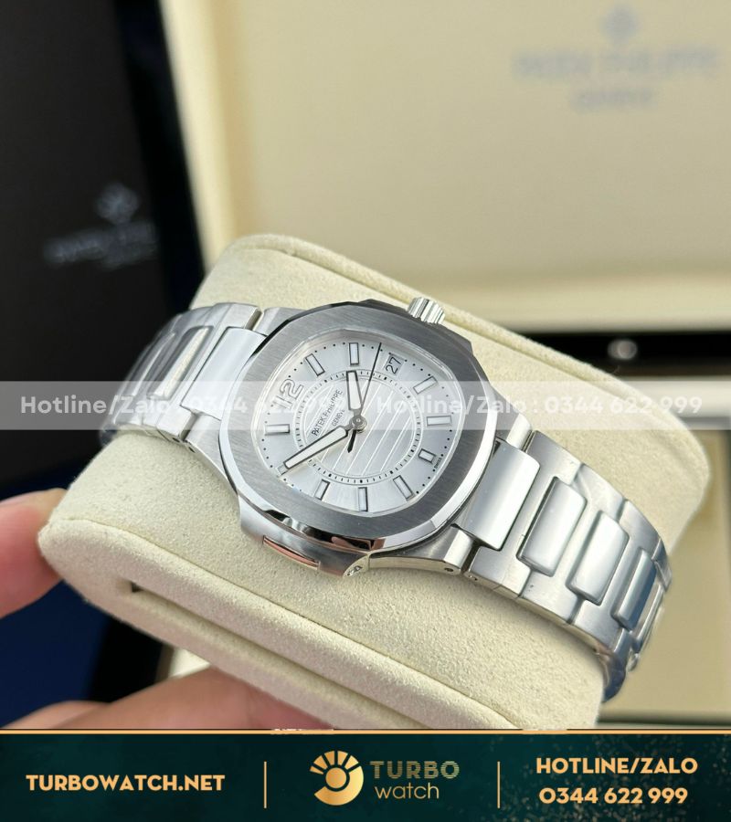 Đồng hồ Patek Philippe Nautilus 7010 white gold replcia