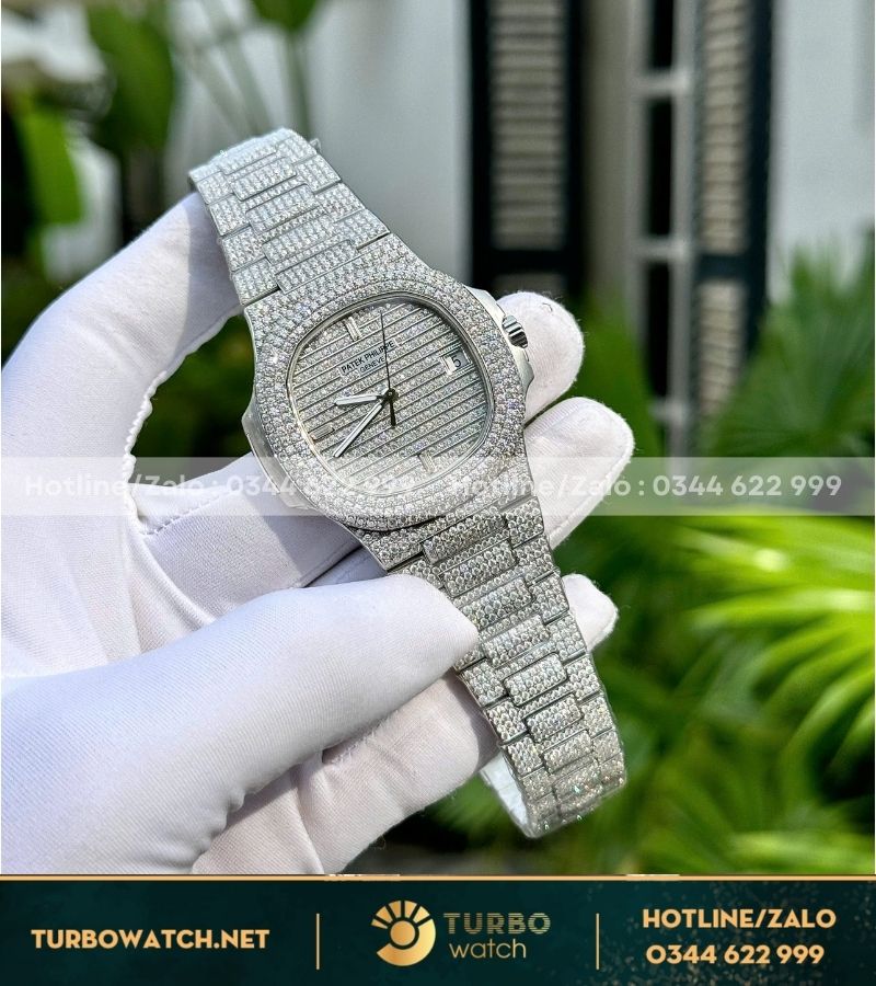 Đồng hồ Patek Philippe nautilus 5719 custom full diamond