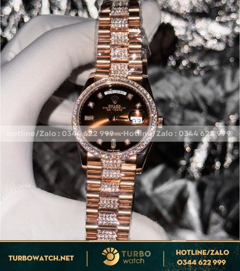 Đồng hồ Rolex Day-date 36 chocolate bọc vàng độ moissanite