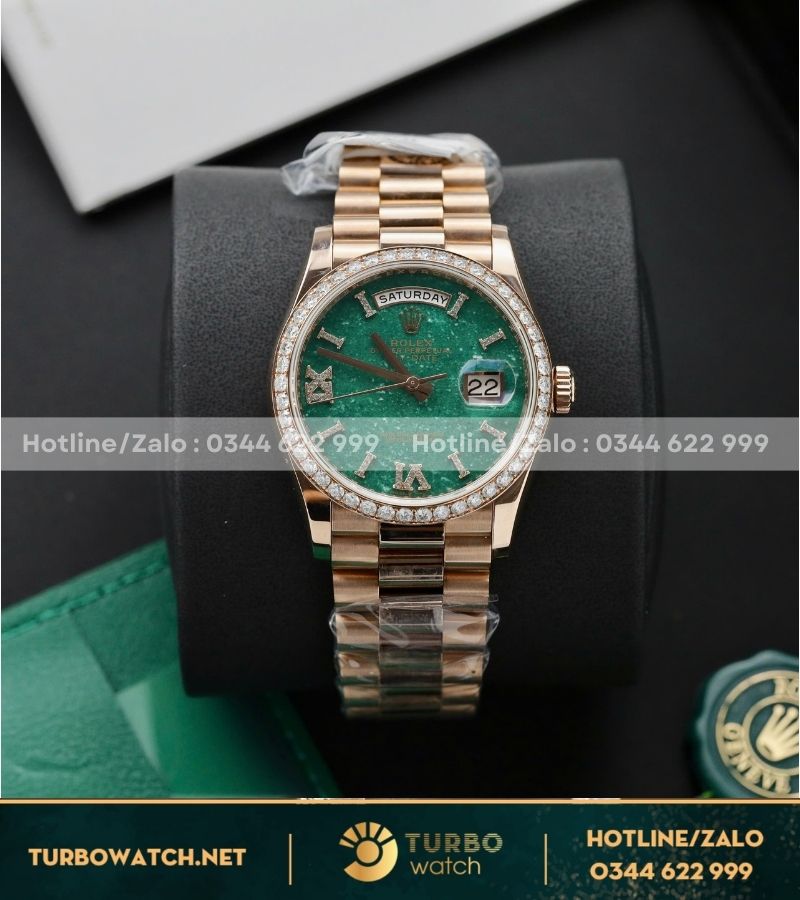 Đồng hồ Rolex Day-date bọc vàng mặt độ green viền moissanite