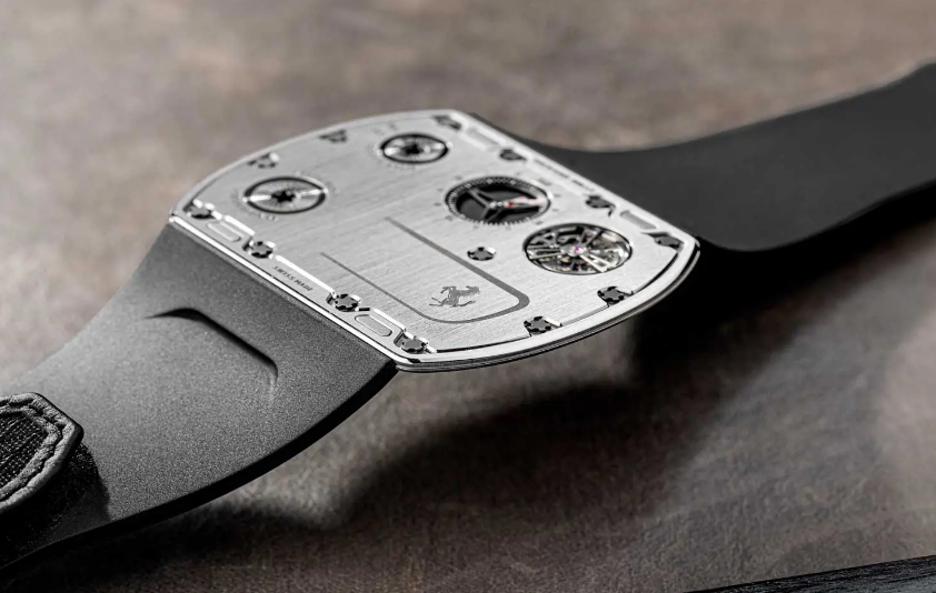 Khám phá chiếc đồng hồ cơ mỏng nhất thế giới - Richard Mille RM UP-01 Ferrari