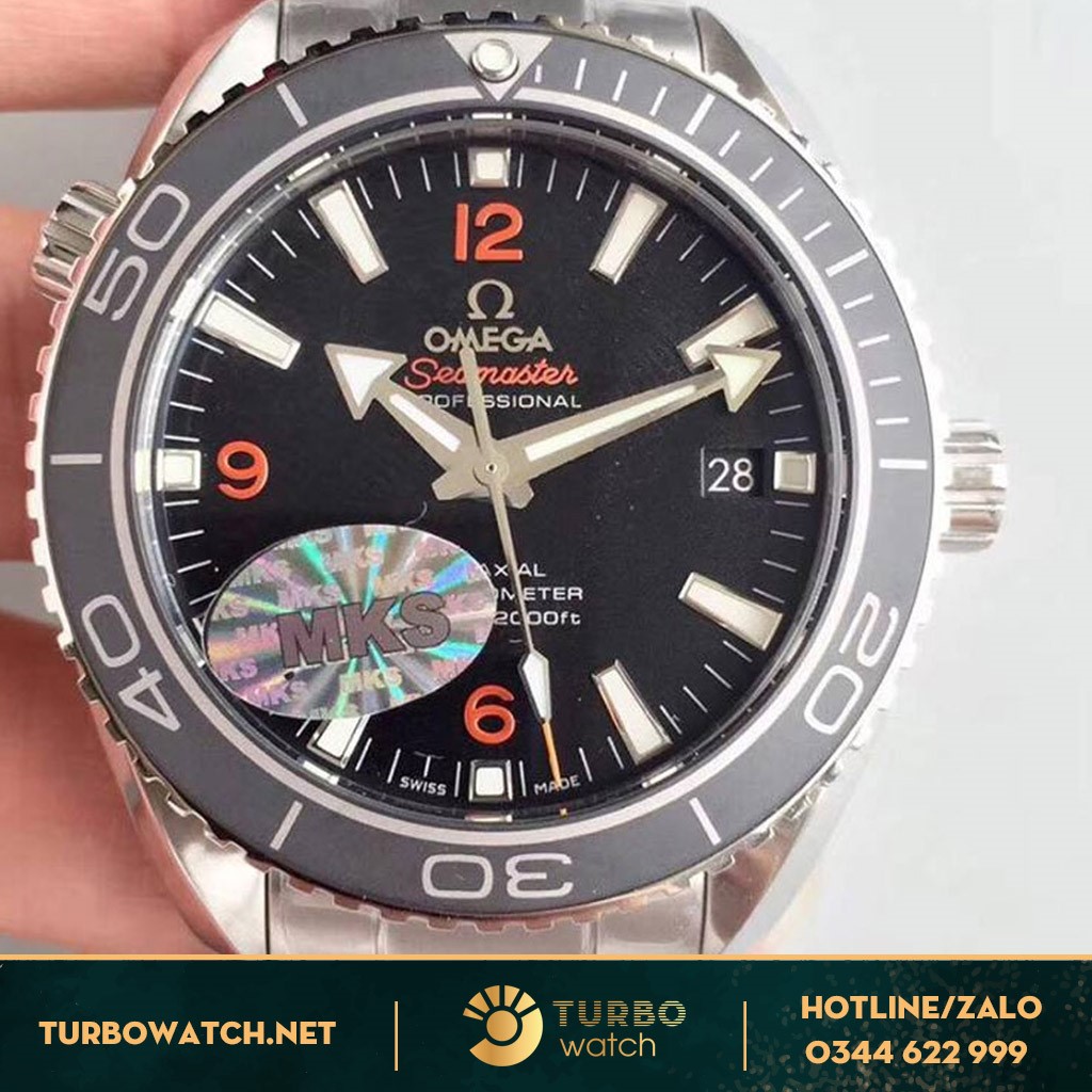 Ngắm nhìn nét đẹp ấn tượng của chiếc đồng hồ Omega seamaster fake 1-1 professional black