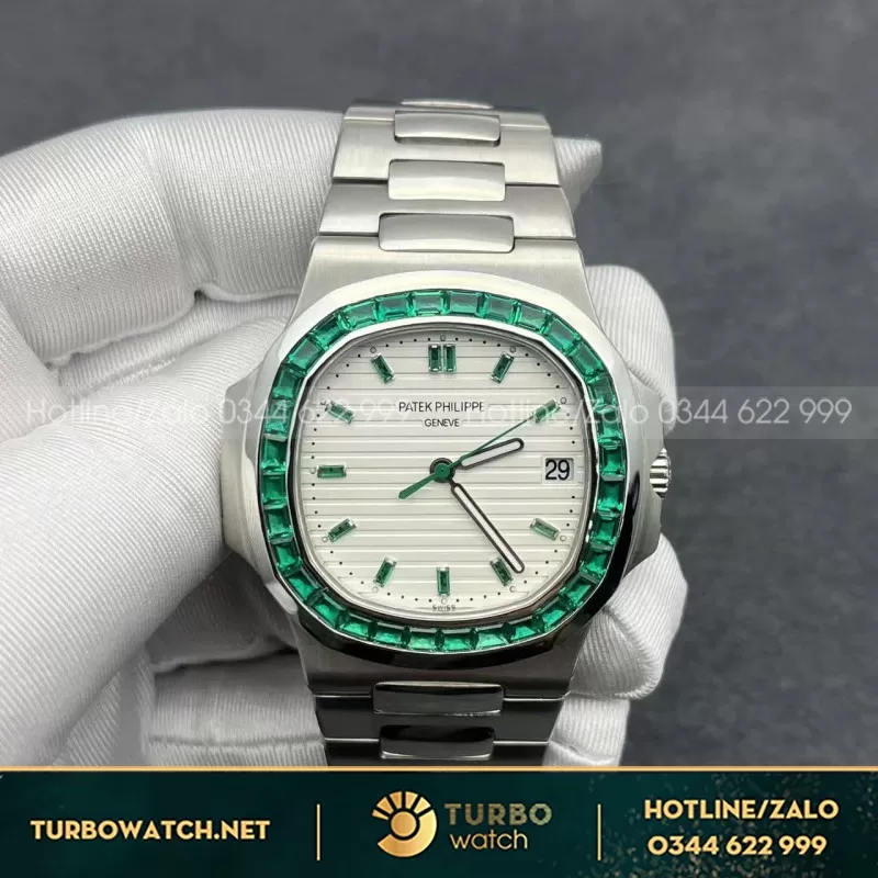 Đồng Hồ Patek Philippe Nautilus 5711/113p Chế Tác Platinum Ngọc Lục Bảo Xanh 40mm