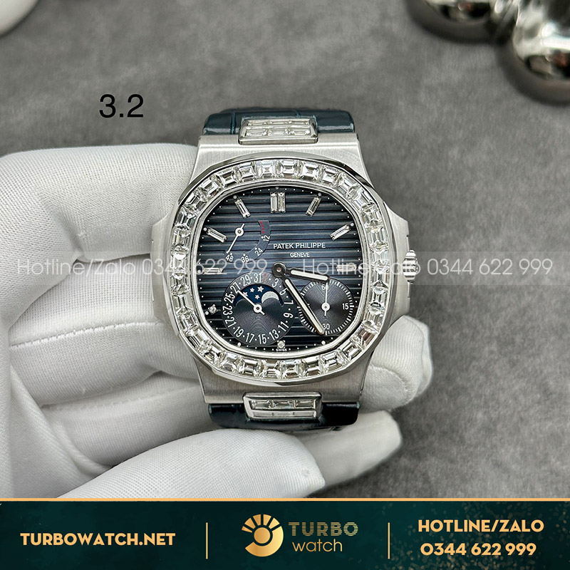 Đồng hồ Patek philippe nautilus 5724g-001 chế tác vàng trắng 18k kim cương thiên nhiên baguette 