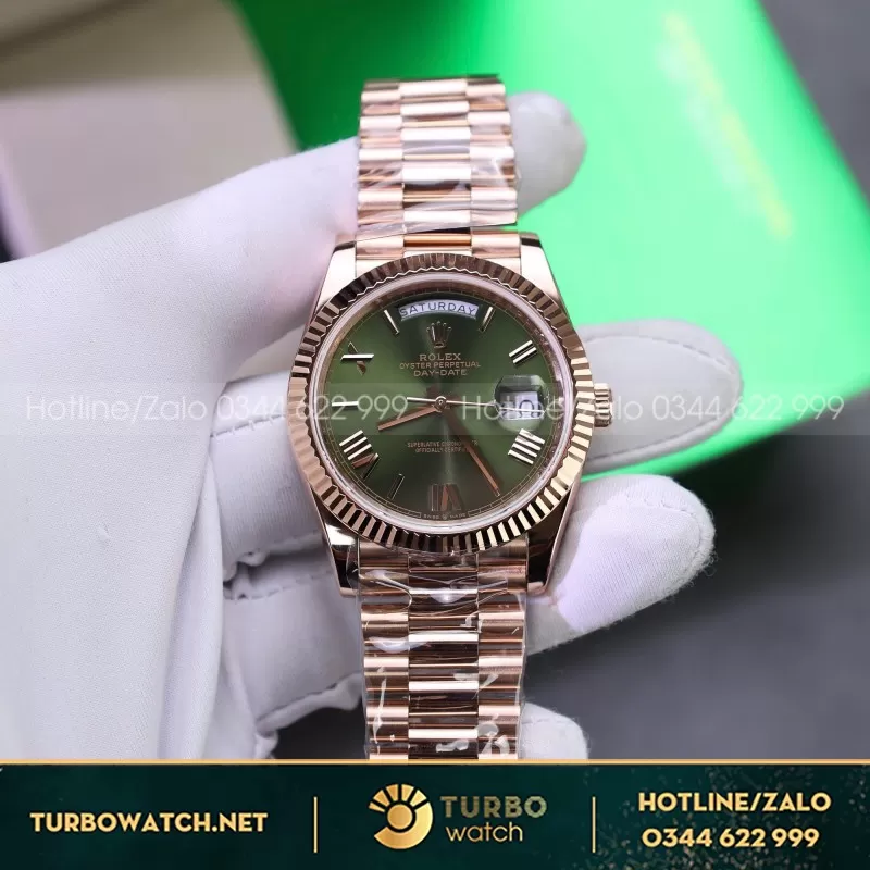 Đồng Hồ Rolex Day-Date Mặt Xanh Lá Cây Chế Tác Bọc Vàng Thật Trọng Lượng 186Gram QF 40mm