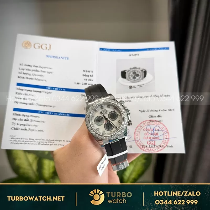 Đồng Hồ Rolex Daytona Chế Tác Mặt MOP Cọc Số + Vành Độ Kim Cương Moissanite 40mm