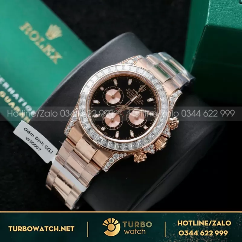Đồng Hồ Rolex Daytona Mặt Đen Chế Tác Bọc Vàng Đính Kim Cương Moissanite Baguette 40mm