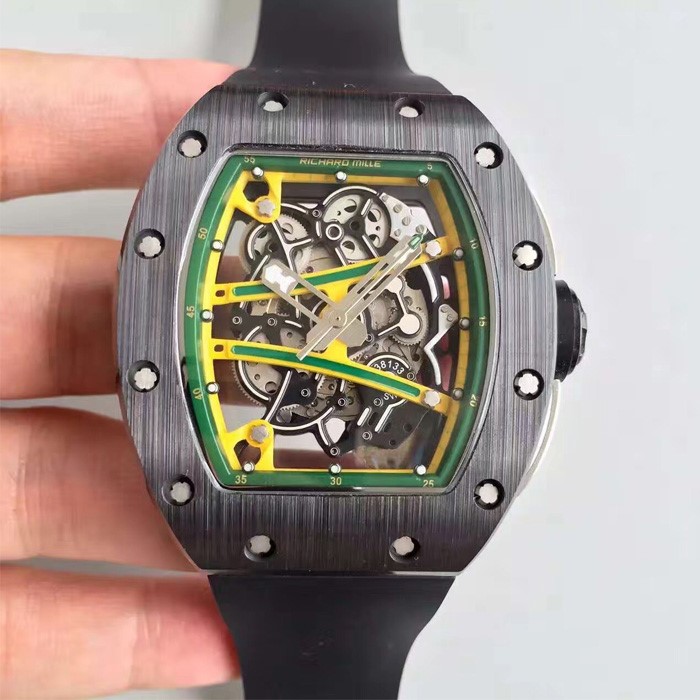 Đồng hồ Richard Mille 61 01 replica quá giống bản auth
