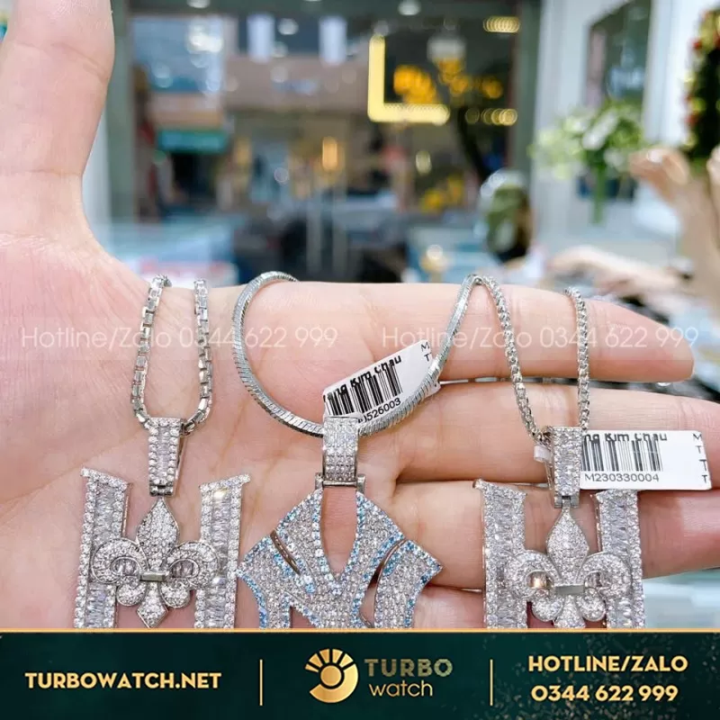 Mặt Dây Thiết Kế Hot 2025