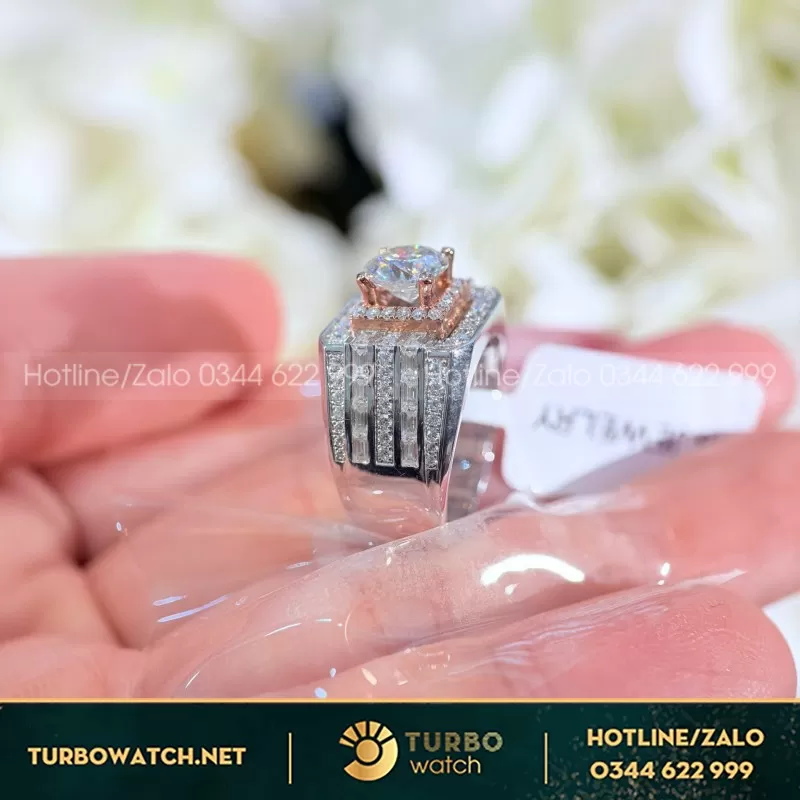 Nhẫn Nam Thiết Kế Vàng 10K Kim Moissanite