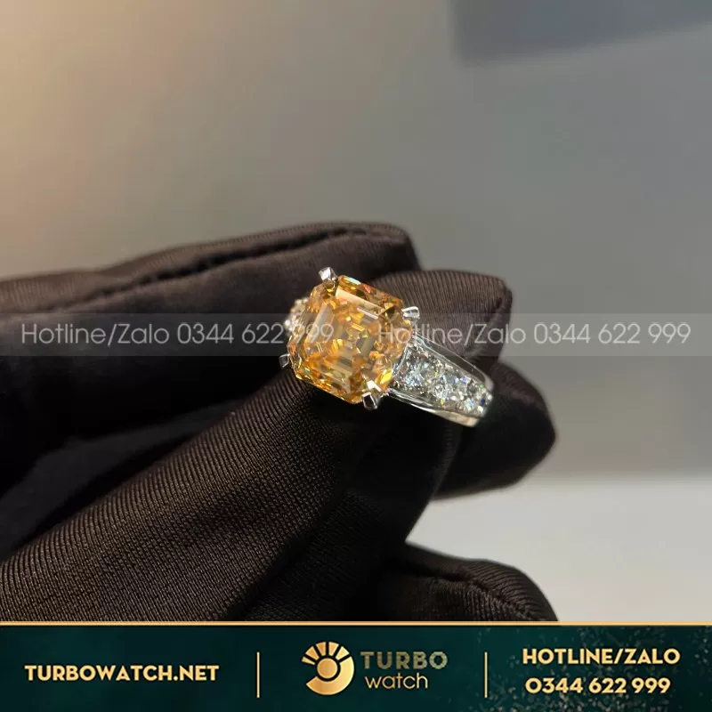Nhẫn Nữ Thiết Kế Vàng Hồng 18K Moissanite