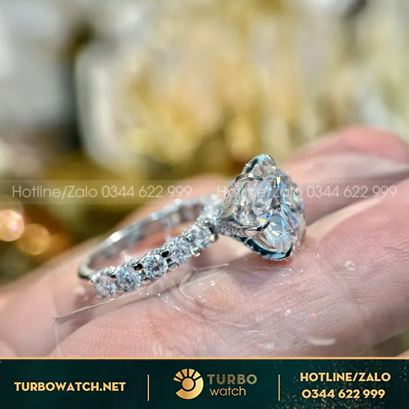 Nhẫn Vàng Trắng 14k Chế Tác Full Kim Cương Nuôi Cấy