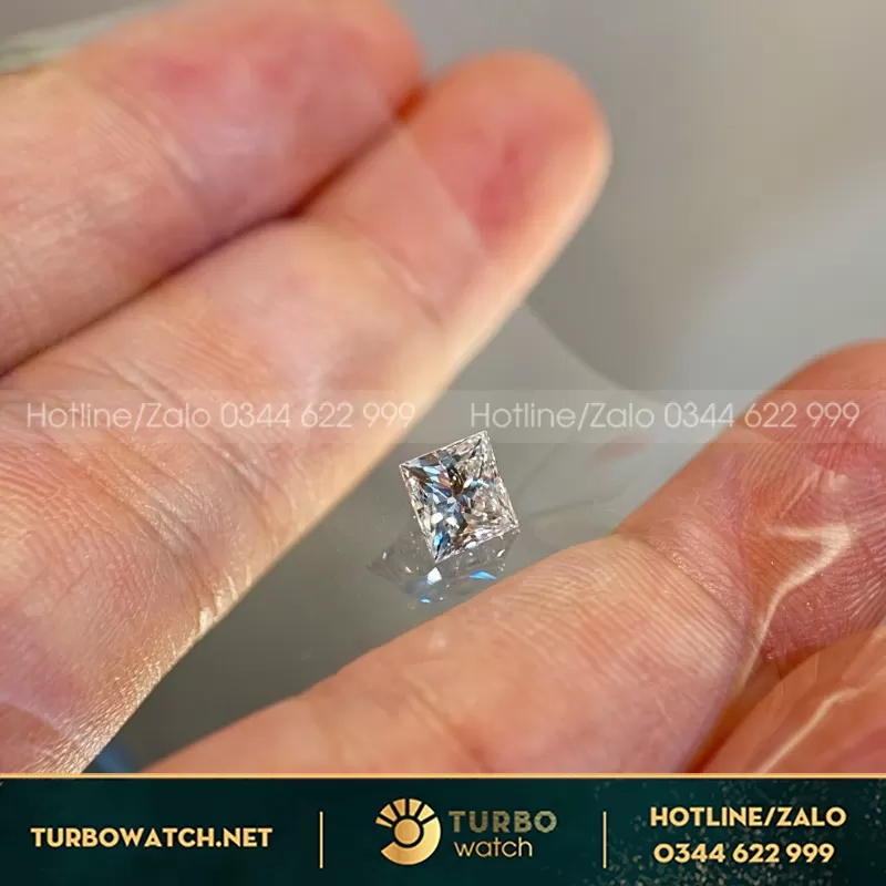 Viên Kim Cương Nhân Tạo Princess Cut 1.5ct